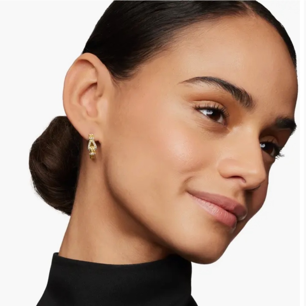 David Yurman Thoroughbred Loop Hoop Earrings with Pavé Diamonds